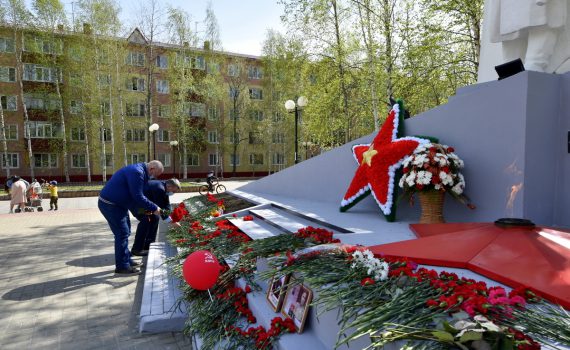 Владимр Семенов, День Победы, возложение