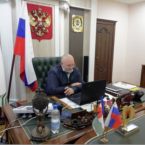 Владтимир Семенов, онлайн приём