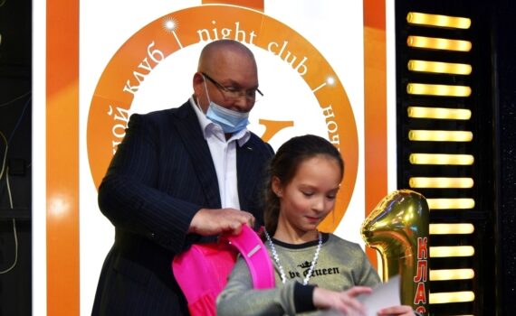 Владимир Семенов, школа