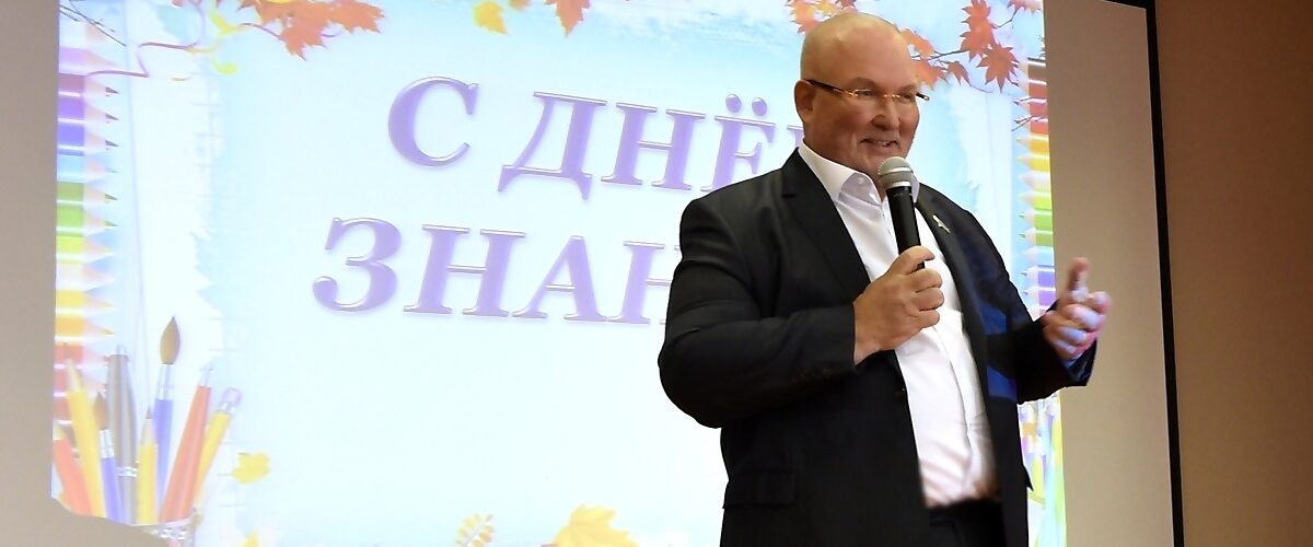 Владимир Семенов, школа