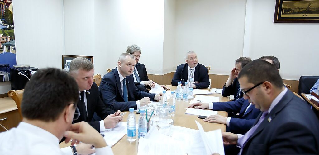 Владимир Семенов, комитет