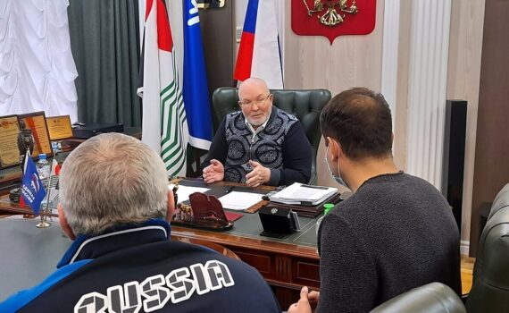 Владимир Семенов, прием