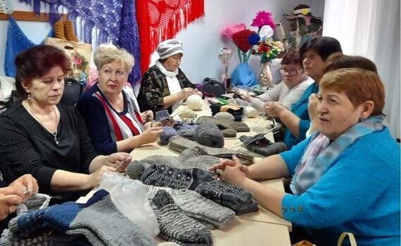 акция «Подари тепло солдату», благодарность, старшее поколение