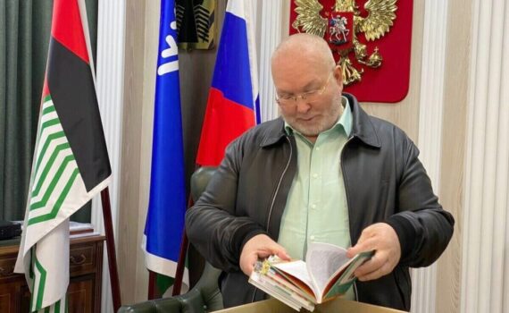 Владимир Семенов, книг