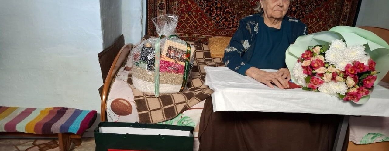 Парамонова Анфиса Георгиевна Салым вдова ветерана ВОВ