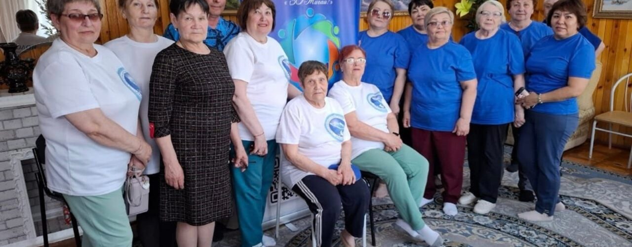 Клуб активного долголетия ЗОЖигай, фоновая ходьба, консультация с тренером Юганская Обь