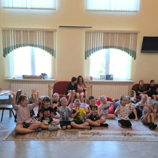 Каркатеевы дворовая площадка Калейдоскоп