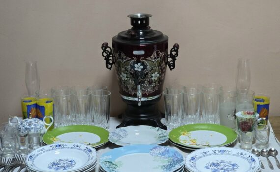 Акция по раздаче вещей Спешите делать добро