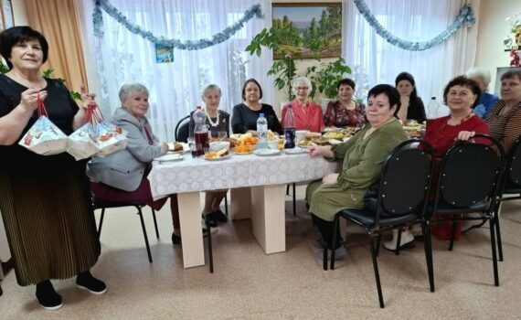 г.п.Пойковский Новогодняя встеча В кругу друзей