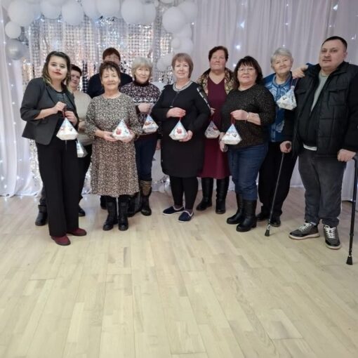 с.п. Усть-Юган Новогодняя встреча В кругу друзей общество инвалидов и совет ветеранов