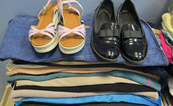 Пойковский акция по раздаче вещей Спешите делать добро